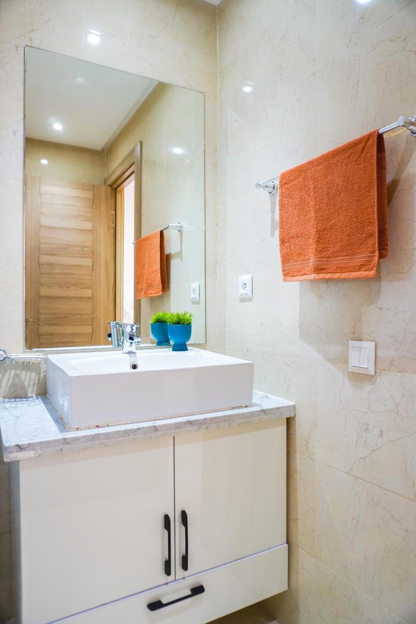 Apartment Elegant A Avec Piscine