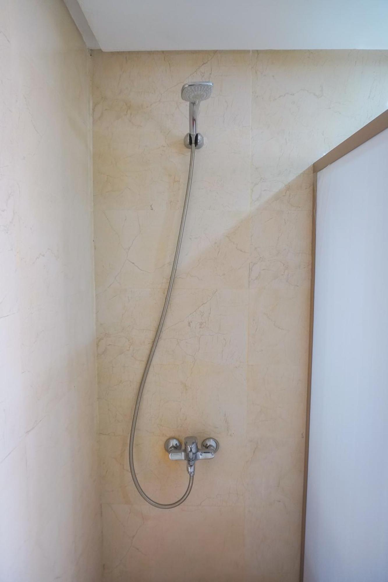 Elegant A Avec Piscine